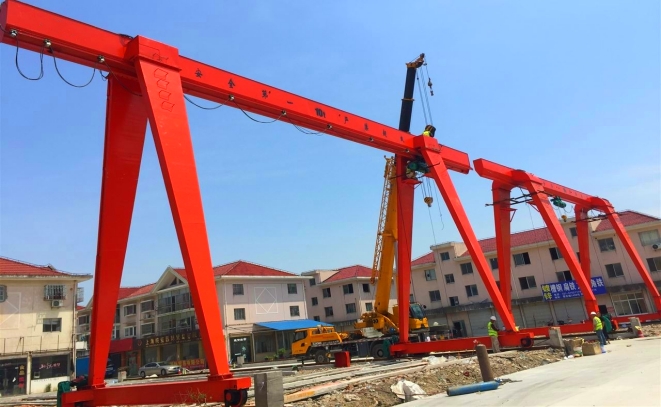 MH型電動(dòng)葫蘆門式起重機(jī)（包箱型）